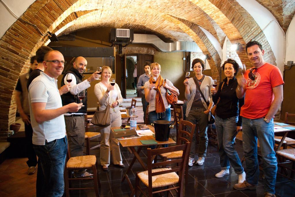 Podere Schioppello Casale Con Appartamenti Privati Cibottola Екстер'єр фото